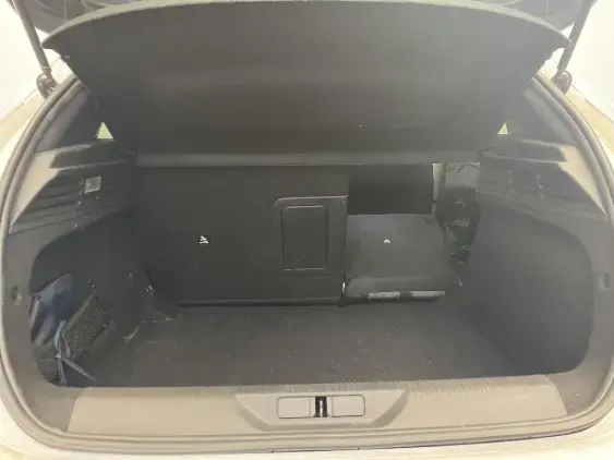 PEUGEOT 308 III - voiture d'occasion - Photo 16
