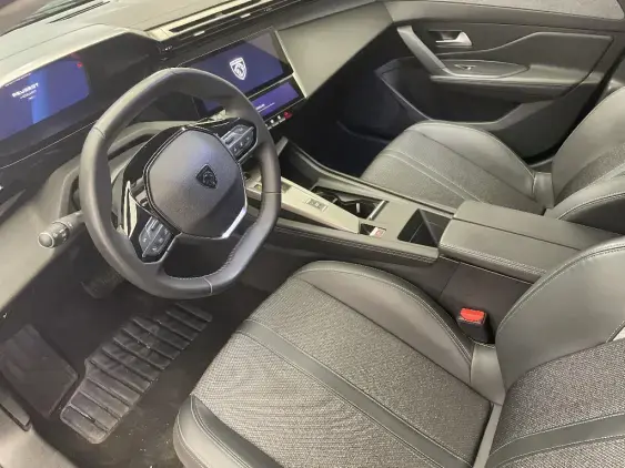 PEUGEOT 308 III - voiture d'occasion - Photo 18