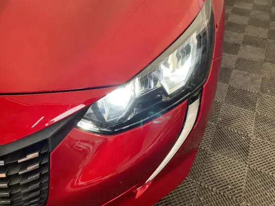 PEUGEOT 208 II - voiture d'occasion - Photo 20
