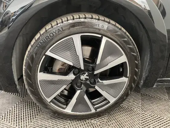 PEUGEOT 208 ELECTRIQUE II - voiture d'occasion - Photo 21