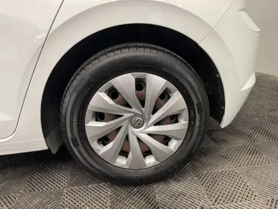 VOLKSWAGEN POLO VI - voiture d'occasion - Photo 21