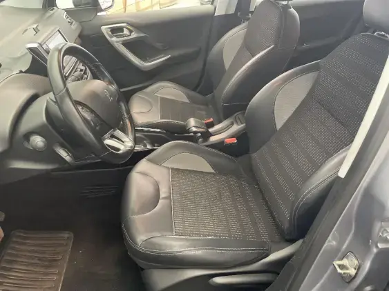 PEUGEOT 2008 - voiture d'occasion - Photo 18
