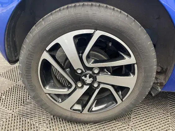PEUGEOT 108 - voiture d'occasion - Photo 24