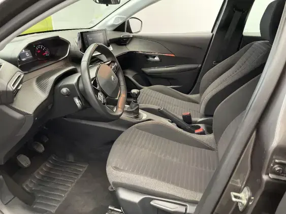 PEUGEOT 208 II - voiture d'occasion - Photo 16