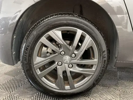 PEUGEOT 208 II - voiture d'occasion - Photo 22