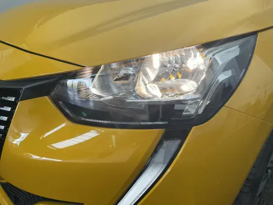 PEUGEOT 208 II - voiture d'occasion - Photo 19