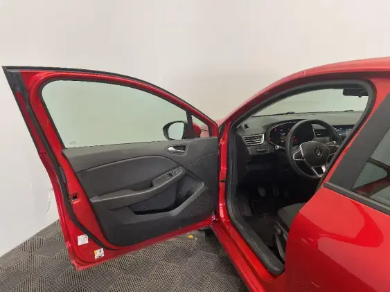 RENAULT CLIO V - voiture d'occasion - Photo 17