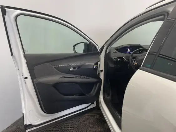 PEUGEOT 3008 II - voiture d'occasion - Photo 17