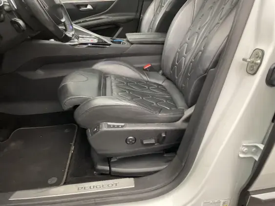 PEUGEOT 3008 II - voiture d'occasion - Photo 18