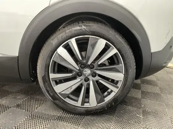 PEUGEOT 3008 II - voiture d'occasion - Photo 23