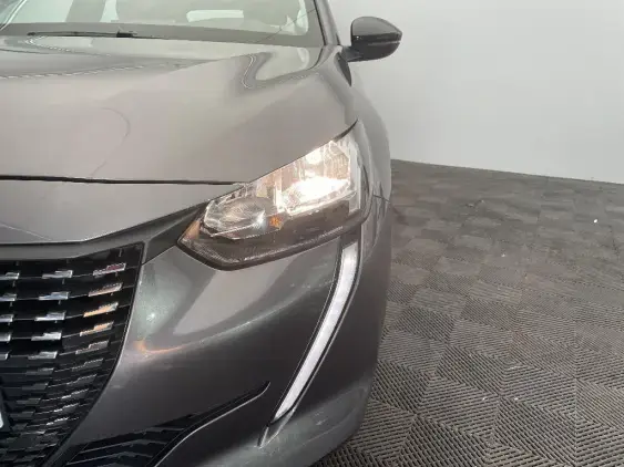 PEUGEOT 208 II - voiture d'occasion - Photo 20