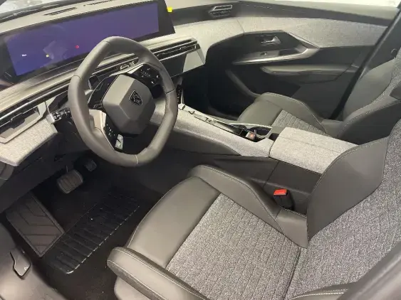 PEUGEOT 3008 III - voiture d'occasion - Photo 18