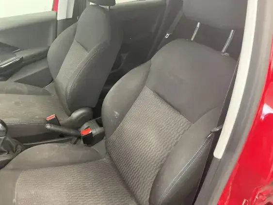 PEUGEOT 208 - voiture d'occasion - Photo 17