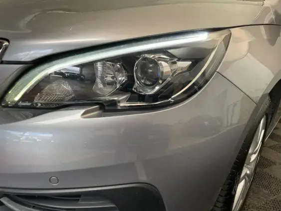 PEUGEOT 308 II - voiture d'occasion - Photo 21