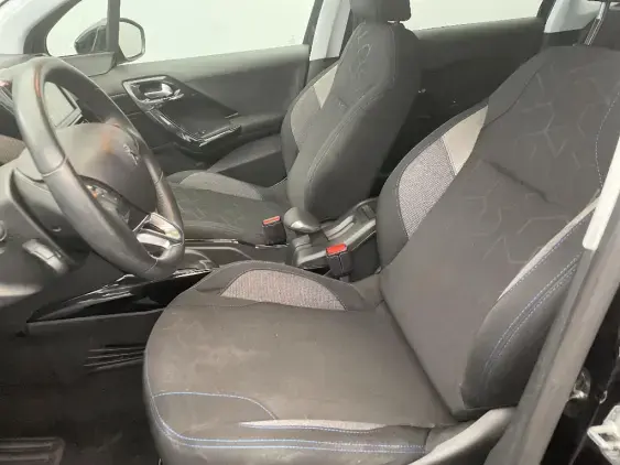 PEUGEOT 2008 - voiture d'occasion - Photo 17