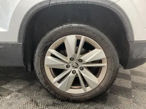 SKODA KAROQ - voiture d'occasion - Photo 21