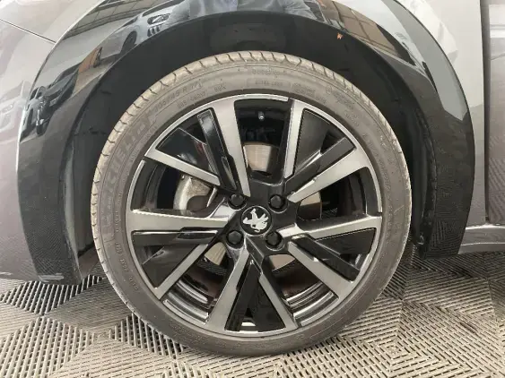 PEUGEOT 208 II - voiture d'occasion - Photo 21