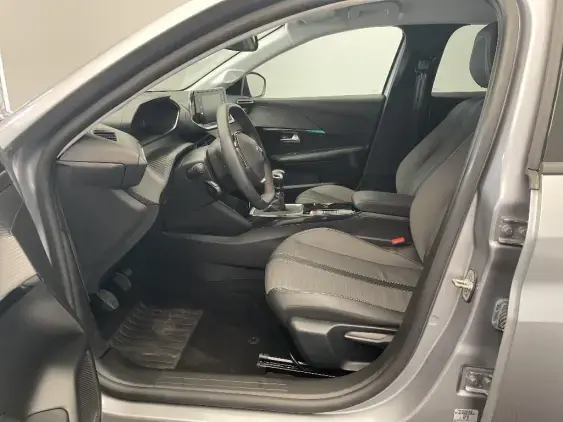 PEUGEOT 208 II - voiture d'occasion - Photo 15