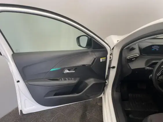 PEUGEOT 208 ELECTRIQUE II - voiture d'occasion - Photo 19