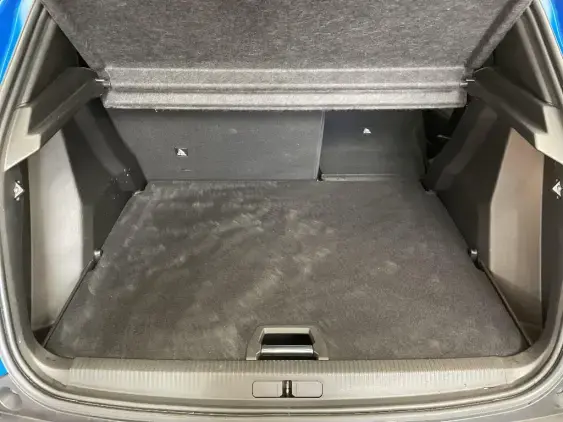 PEUGEOT 2008 II - voiture d'occasion - Photo 16