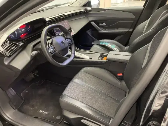 PEUGEOT 308 SW III - voiture d'occasion - Photo 17