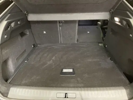 PEUGEOT 3008 ELECTRIQUE III - voiture d'occasion - Photo 16