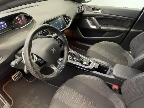 PEUGEOT 308 II - voiture d'occasion - Photo 18