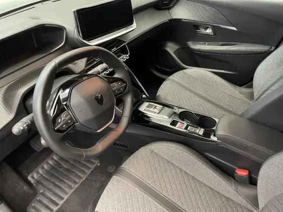PEUGEOT 208 II - voiture d'occasion - Photo 16