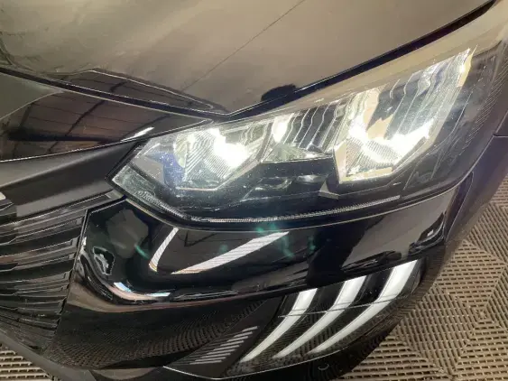PEUGEOT 208 II - voiture d'occasion - Photo 19