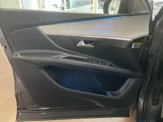 PEUGEOT 3008 II - voiture d'occasion - Photo 17