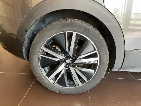 PEUGEOT 3008 II - voiture d'occasion - Photo 23