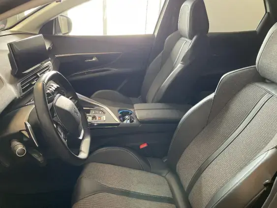 PEUGEOT 3008 II - voiture d'occasion - Photo 17