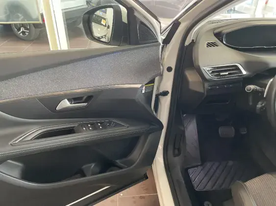 PEUGEOT 3008 II - voiture d'occasion - Photo 18