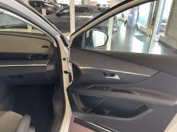 PEUGEOT 3008 II - voiture d'occasion - Photo 19