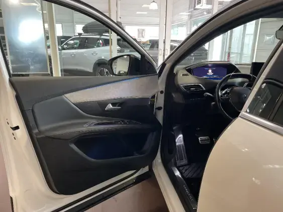 PEUGEOT 3008 II - voiture d'occasion - Photo 17