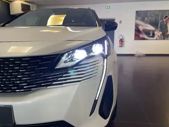 PEUGEOT 3008 II - voiture d'occasion - Photo 20
