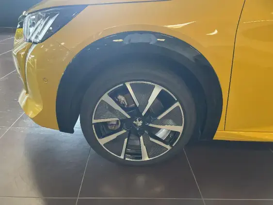 PEUGEOT 208 ELECTRIQUE II - voiture d'occasion - Photo 20