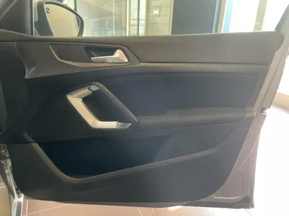 PEUGEOT 308 SW II - voiture d'occasion - Photo 18