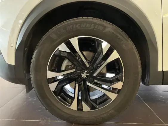 PEUGEOT 2008 II - voiture d'occasion - Photo 23