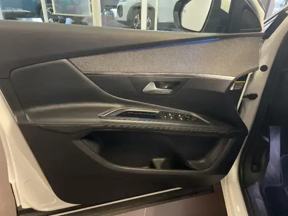 PEUGEOT 3008 II - voiture d'occasion - Photo 18