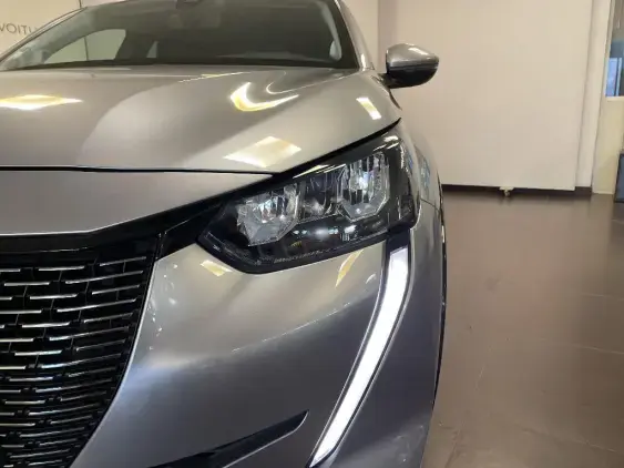 PEUGEOT 208 ELECTRIQUE II - voiture d'occasion - Photo 22