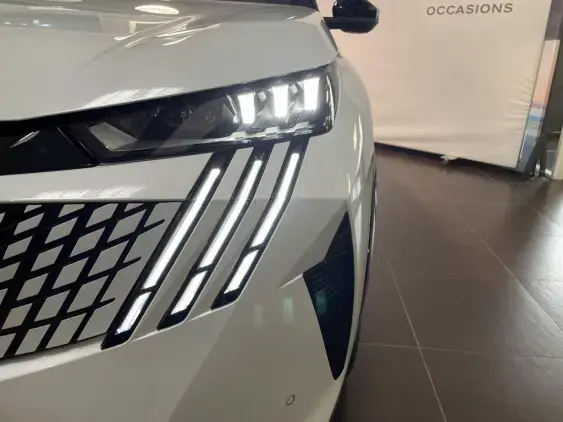 PEUGEOT 3008 ELECTRIQUE III - voiture d'occasion - Photo 20