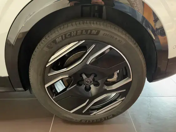 PEUGEOT 3008 ELECTRIQUE III - voiture d'occasion - Photo 22