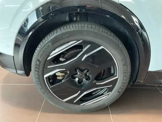 PEUGEOT 3008 ELECTRIQUE III - voiture d'occasion - Photo 23