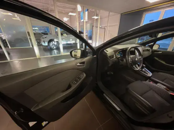 RENAULT CLIO V - voiture d'occasion - Photo 19