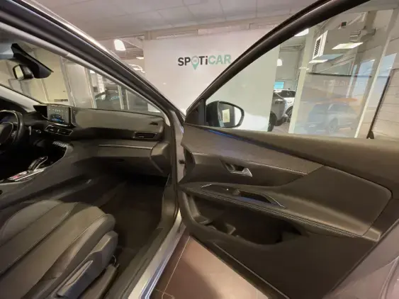 PEUGEOT 3008 II - voiture d'occasion - Photo 20