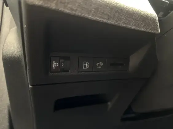 PEUGEOT 3008 III - voiture d'occasion - Photo 17