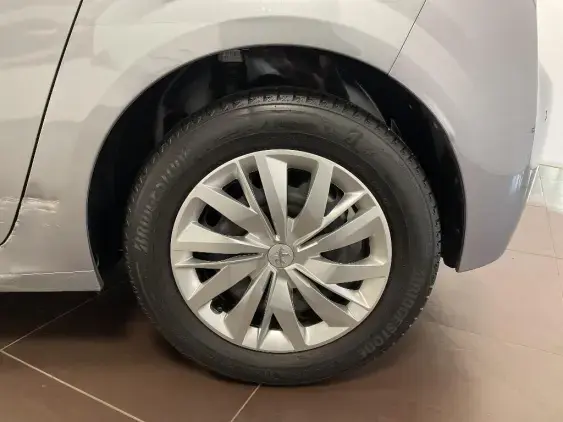 PEUGEOT 208 II - voiture d'occasion - Photo 24