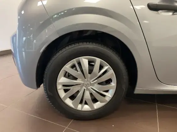 PEUGEOT 208 II - voiture d'occasion - Photo 25