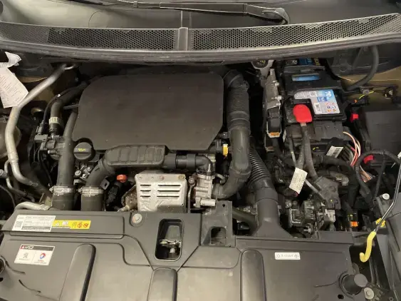 PEUGEOT 3008 II - voiture d'occasion - Photo 21